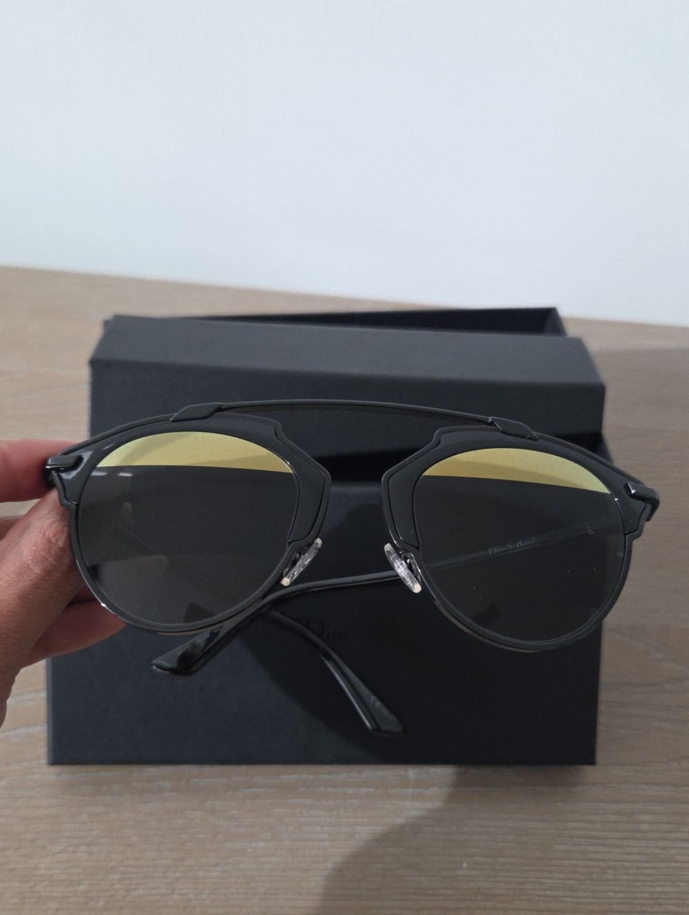 Dior SO REAL Sunglasses in GOLD - Picture 2 of 6